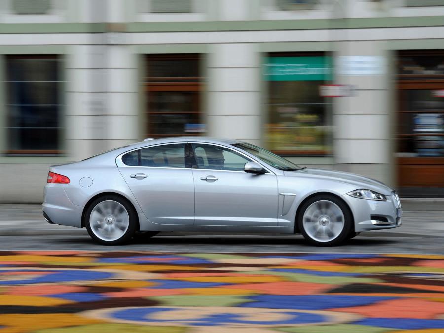  Jaguar XF 2.2 Diesel 2011 года  (фото 4 из 6)
